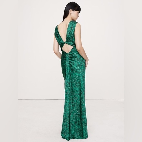 Banana Republic Dresses & Skirts - Banana Republic STRETCH-SATIN TWISTED OPEN-BACK MAXI DRESS Size 2 NWT